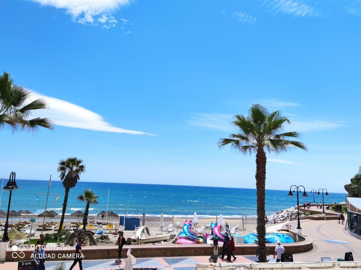 Nuevo Roca Chica, Primera Linea Playa,Torremolinos Exterior photo