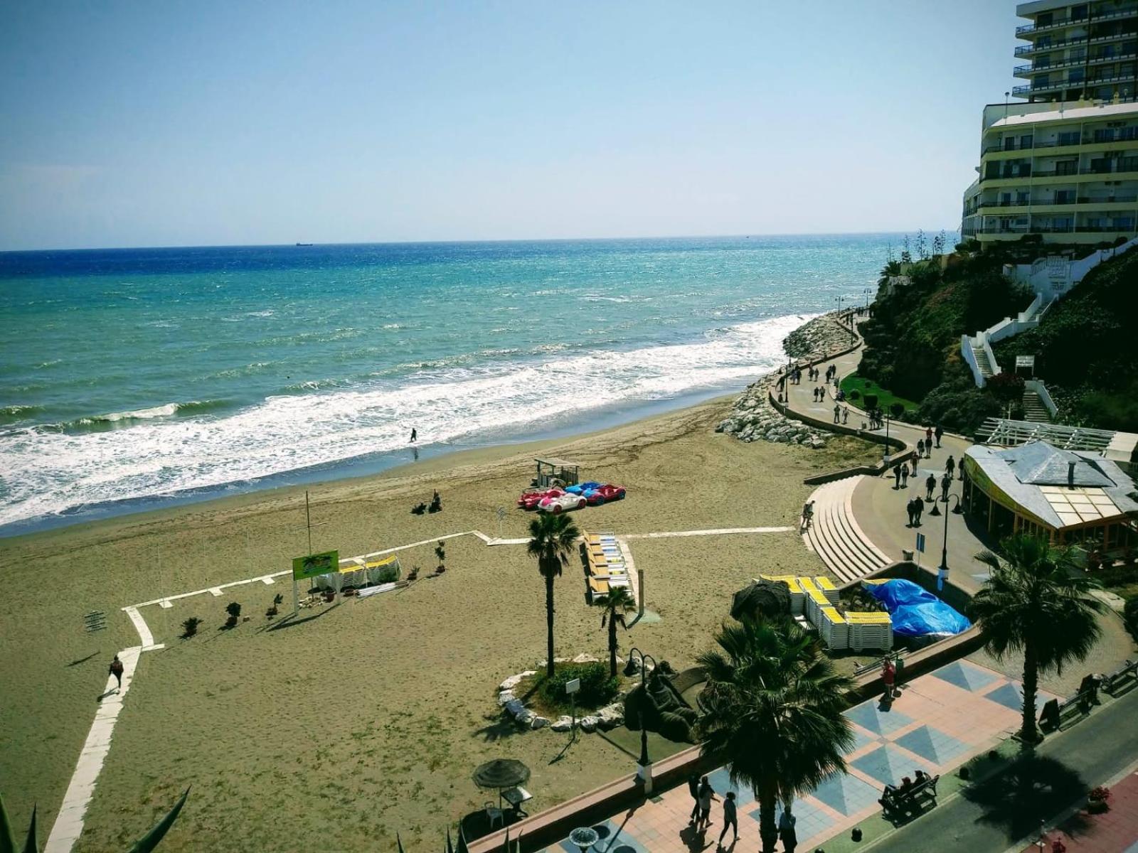 Nuevo Roca Chica, Primera Linea Playa,Torremolinos Exterior photo