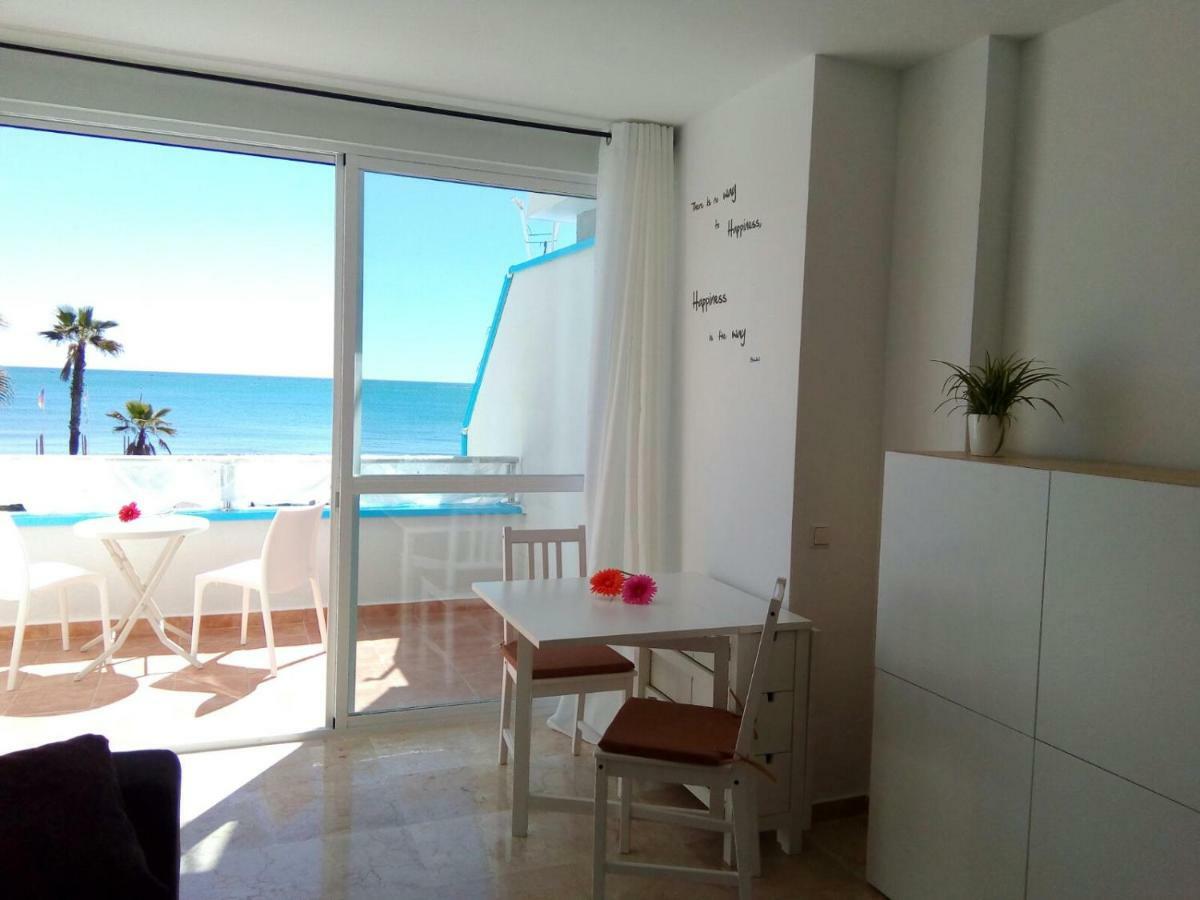 Nuevo Roca Chica, Primera Linea Playa,Torremolinos Exterior photo