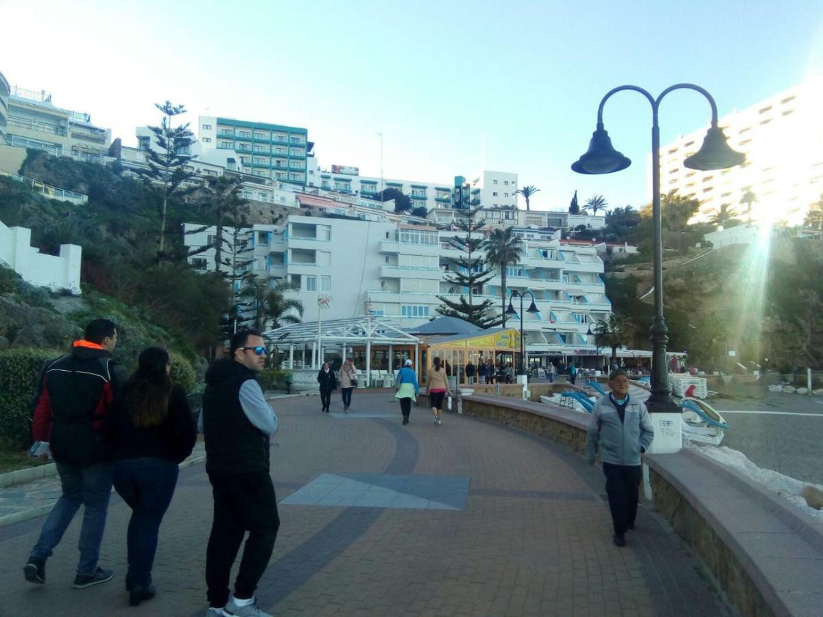 Nuevo Roca Chica, Primera Linea Playa,Torremolinos Exterior photo