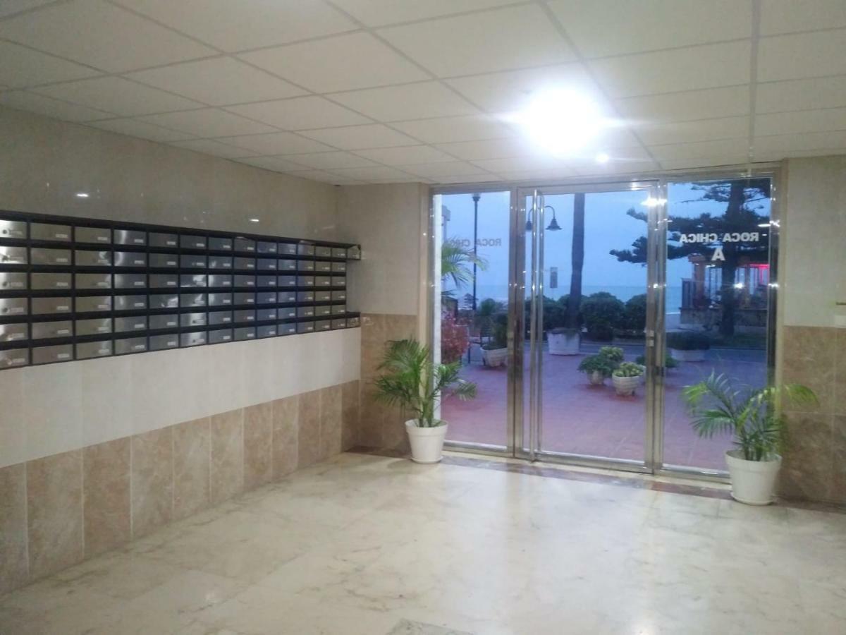 Nuevo Roca Chica, Primera Linea Playa,Torremolinos Exterior photo